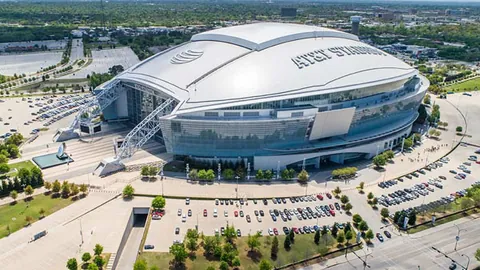 曼联艰难逆转三球险夺冠晋级决赛