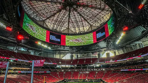 湖人三杰陷绝境，布朗尼能否扭转乾坤，湖人能否重回巅峰？